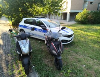 Reggio. Movimenti sospetti in un fabbricato abbandonato, agenti recuperano due scooter rubati