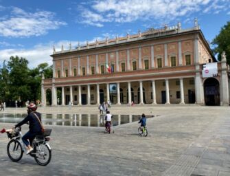 Sentirsi reggiani, in un tetris di ghetti (di Andrea Giovanni Zanichelli)