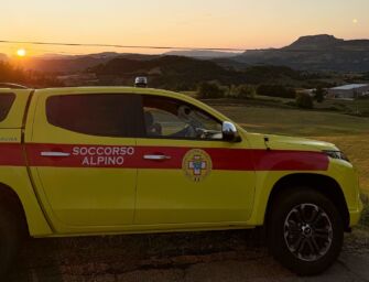 Biker cade e si infortuna a una gamba a Cà Bertacchi: arriva il Soccorso alpino