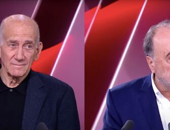 Reggio, alla Festa il dialogo tra Prodi, l’ex premier israeliano Olmert e l’ex ministro palestinese Al Qudwa