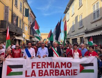 O con lo Stato o con la barca