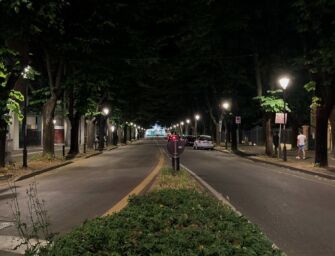 Reggio. Rapinato in zona stazione, la vittima riconosce e fotografa l’aggressore: scatta la denuncia
