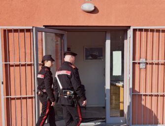 Rubiera. Maltratta la madre e la sorella, inferno di insulti e minacce di morte: denunciato