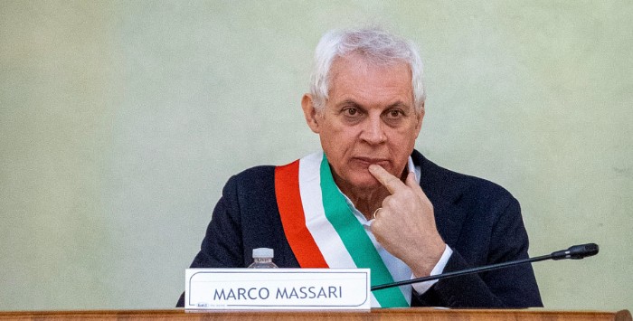 Image accompanying 24emilia.com coverage of the via Turri court initiative.