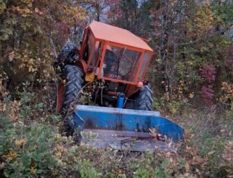 Canossa. Precipita con il trattore nella scarpata, morto pensionato di 86 anni