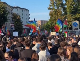 L’Italia in piazza per lo sciopero generale per Gaza e la Flotilla: “Blocchiamo tutto”