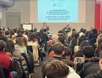 Reggio, 200 studenti all’incontro con Rat: “Insieme siamo più forti della ‘ndrangheta”