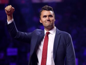 Ferrara, primo ok a proposta per intitolare un’aula dell’Università a Charlie Kirk