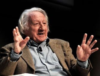 Con Forattini muore la satira