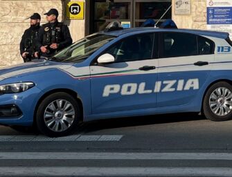 Reggio, fermato in una sala slot di via Turri con documenti rubati e hashish