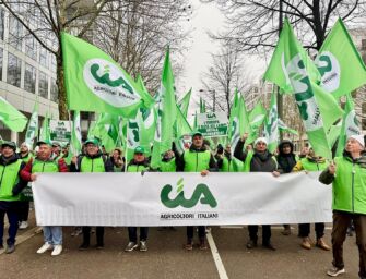 Agricoltori reggiani in piazza a Strasburgo: “No al Mercosur senza reciprocità e controlli”