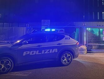 Reggio. Insulta, minaccia di morte e picchia la moglie, la manda all’ospedale: arrestato