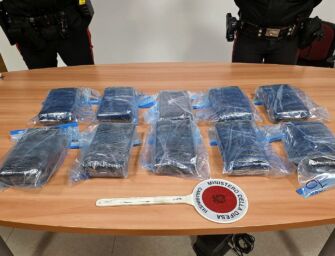 Fermato in via Emilia a Cadè con oltre 12 kg di cocaina nel doppiofondo dell’auto: arrestato