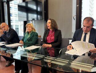 Dimensionamento scolastico, la maggioranza in Regione: “Così il governo smantella la scuola pubblica”