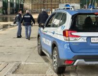Reggio, Polizia in zona stazione ed ex Reggiane: allontanate due persone straniere