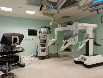 All’ospedale di Reggio effettuato il primo intervento urologico con il robot Da Vinci XI