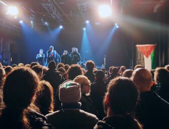 Bologna. C’è una bandiera palestinese sul palco, la band Earth annulla il concerto