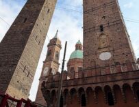 Sicurezza, a Bologna altri sei mesi di “zone rosse”. La Prefettura: “Reati in calo”