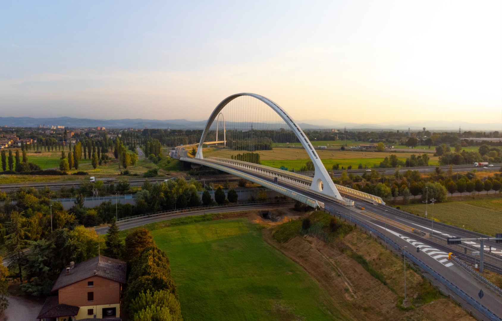 I ponti di Calatrava di Reggio Emilia visti dal drone
