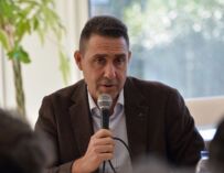Corano bruciato a Reggio, Vannacci “scarica” Eterno: “Non deridiamo le altre religioni”