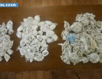 Reggio, colpo contro la criminalità nigeriana: sequestrati 13 kg di eroina e coca, tre arresti