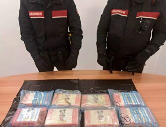 Da Reggio al Milanese, 9 chili di cocaina nascosti nel doppiofondo dell’auto: arrestati