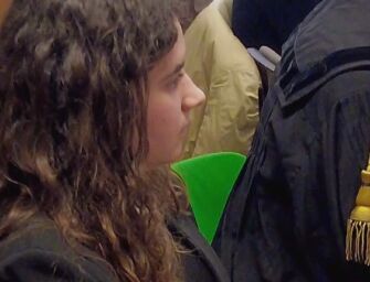 Neonati sepolti in giardino, Chiara Petrolini in aula: “Non sono una madre assassina”