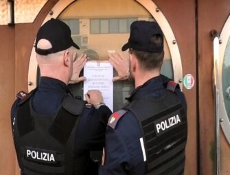 Reggio, Fratelli d’Italia: “L’Hollywood chiuso in 24 ore, AQ16 tollerato per 23 anni”