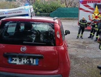 San Polo, uomo di 85 anni resta incastrato sotto la ruota dell’auto: liberato dai vigili