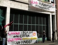 Reggio, Unire e Orda occupano l’ex Consorzio agrario: “Diventi studentato pubblico”