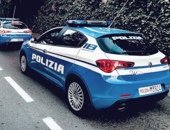 Reggio. Scappa dopo aver rubato all’Esselunga: inseguito dalla polizia e arrestato