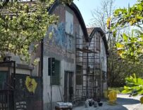 Lavori ad AQ16, Reggio Civica: “Cantiere abusivo su immobile occupato abusivamente”