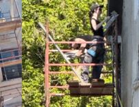 Reggio. Lavori in corso ad AQ16, la destra insorge: “Sgombero subito per evitare tragedie”