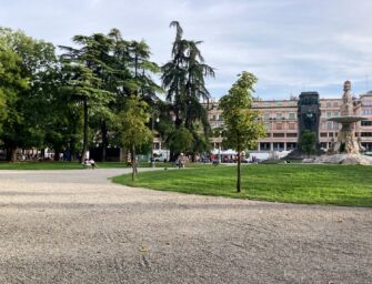 Reggio, al parco del Popolo rissa con coltelli e sedie tra due gruppi di giovani