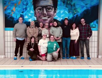 “Nuotare al femminile”, cittadina scrive allo Sportello antirazzista: “Esclude le reggiane”