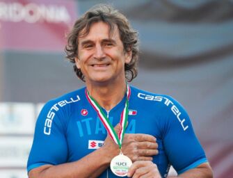 Sport in lutto: è morto l’ex pilota e campione paralimpico di handbike Alex Zanardi