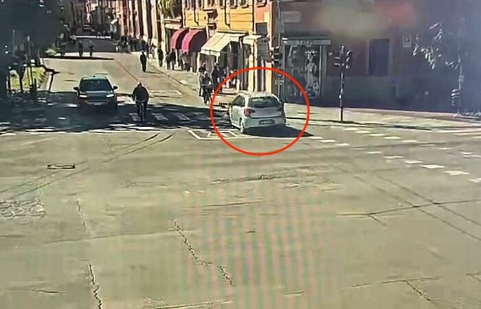 Un frame di una telecamera di videosorveglianza a Modena