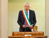 Modena, Massari: “Sgomenti, gesto gravissimo senza giustificazioni”