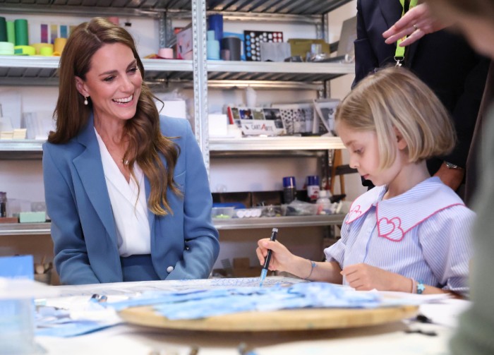 La principessa del Galles Kate Middleton in visita alla scuola comunale d'infanzia Anna Frank di Reggio Emilia - ph. Andrew Parsons / Kensington Palace