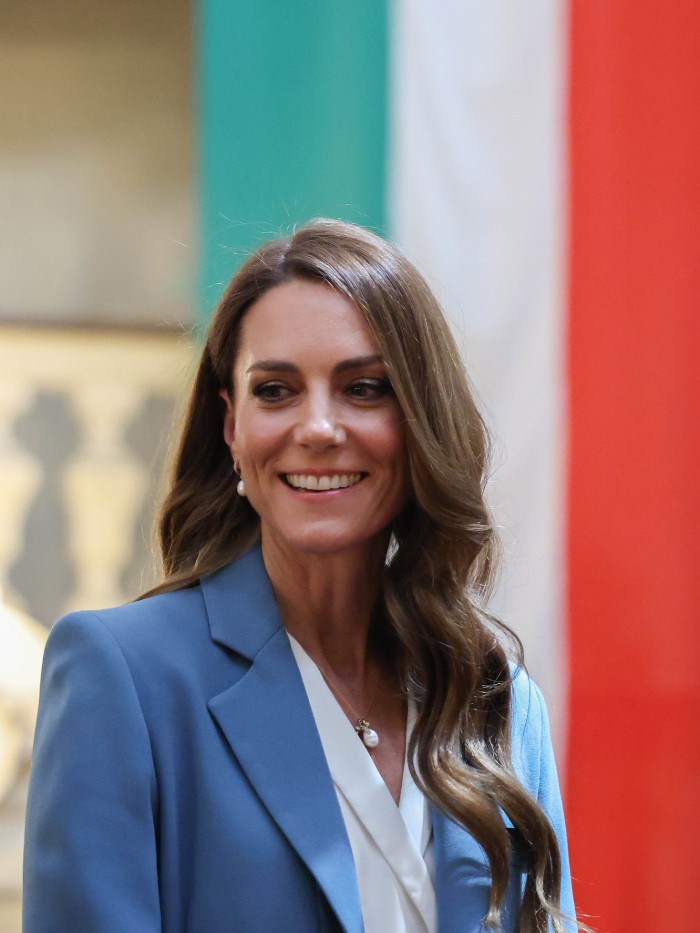 La principessa del Galles Kate Middleton in Sala del Tricolore a Reggio Emilia - ph. Andrew Parsons / Kensington Palace