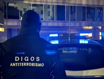 Bologna, sedicenne arrestato per terrorismo: in casa materiale suprematista e jihadista