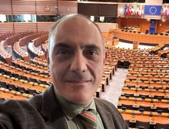 Rcf Arena, Fratelli d’Italia: “Massari ha portato Reggio a una figuraccia internazionale”