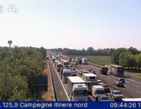 Incidente sull’A1 tra il bivio con l’A15 e Terre di Canossa-Campegine, 8 km di coda
