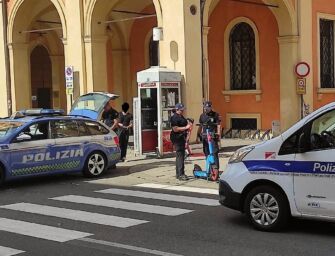 A Reggio controlli straordinari sui monopattini elettrici: 31 sanzioni in un weekend