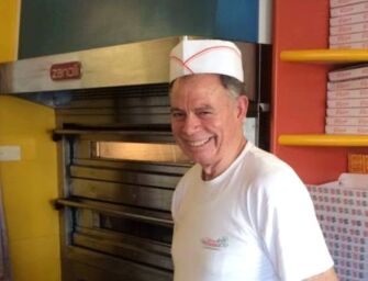 Omicidio a Reggio: pizzaiolo accoltellato a morte nel suo locale, fermato l’assassino