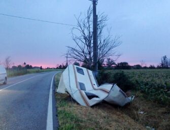 Nel Modenese strade chiuse e rallentamenti per alberi caduti e sottopassi allagati