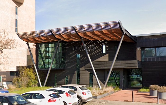 L'ingresso della sede Unieco di Reggio Emilia