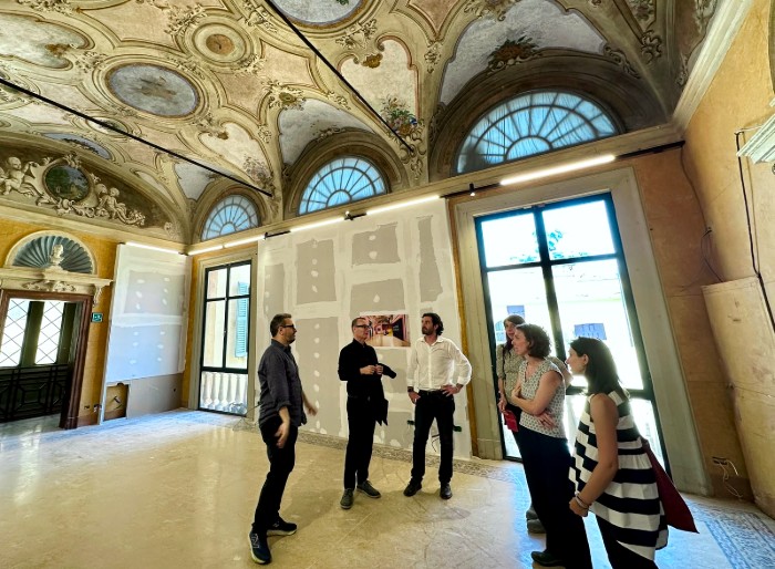 Un sopralluogo ai lavori in corso a Palazzo Magnani