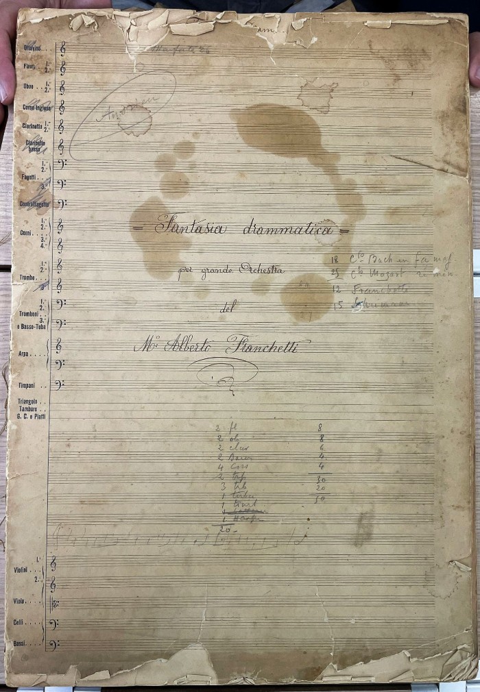 La partitura originale manoscritta della "Fantasia drammatica per orchestra, pianoforte e violoncello" di Alberto Franchetti (1913)