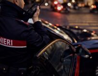 Vezzano, assalto notturno con esplosivo allo sportello bancomat della filiale Credem